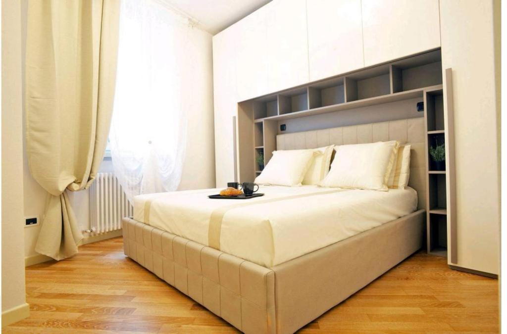 Ventuno - Modern Apartment - Country & Lake 로베레 외부 사진